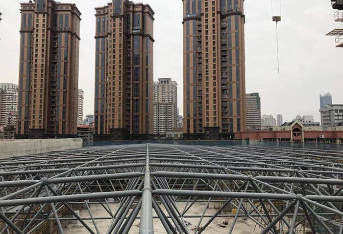 当阳螺栓球网架结构